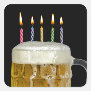 Födelsedagsljus i Beer Mugg Fyrkantigt Klistermärke