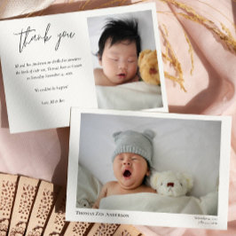 Födelsemeddelande om baby Foton Modern Calligraphy Julkort