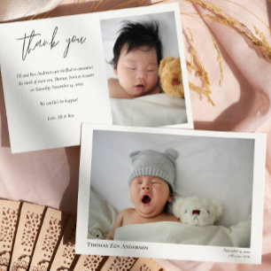 Födelsemeddelande om baby Foton Modern Calligraphy Julkort