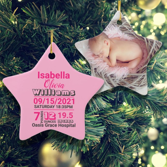 födelsestatistik för rosa-typografi-familjen namn  julgransprydnad keramik (pink typography family name baby girl birth stats ceramic ornament)