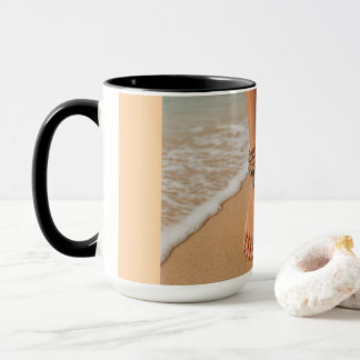 Foet på stranden mugg