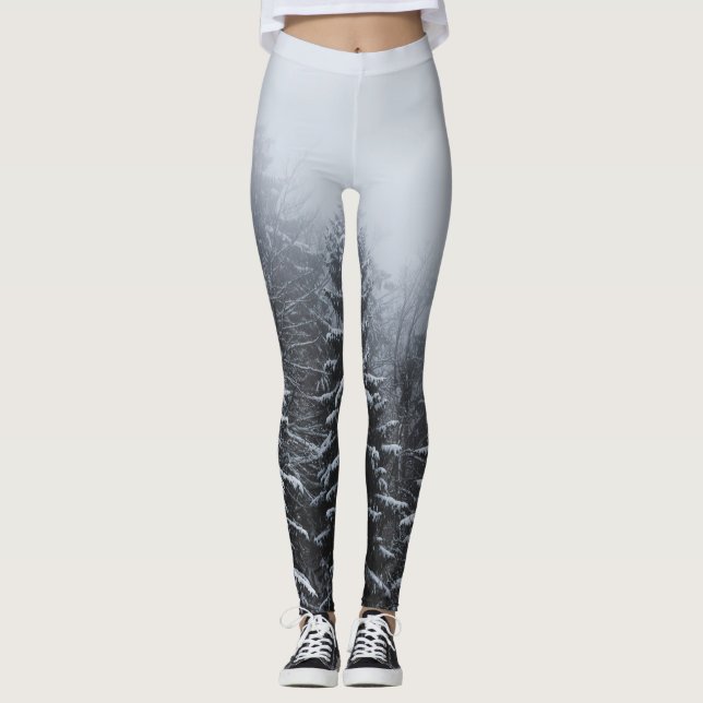 Fog över snö täckt grisskog på vintern leggings (Framsida)