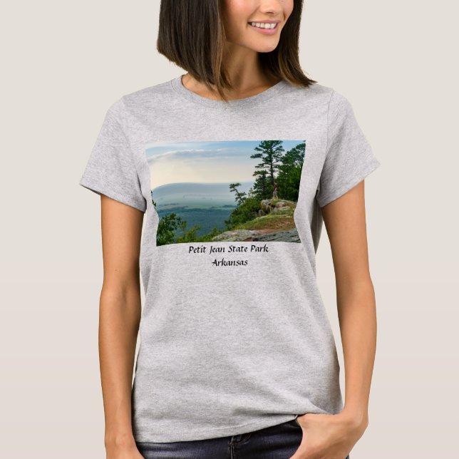 Foggy at Petit Jean T-Shirt (Framsida)