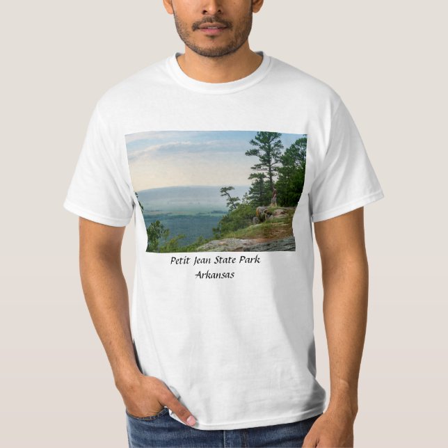 Foggy at Petit Jean T Shirt (Framsida)