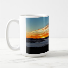 Foggy Cleveland Sunrise över Metro Parker Kaffemugg