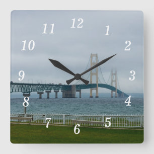 Foggy Mighty Mac Wall Clock Fyrkantig Klocka
