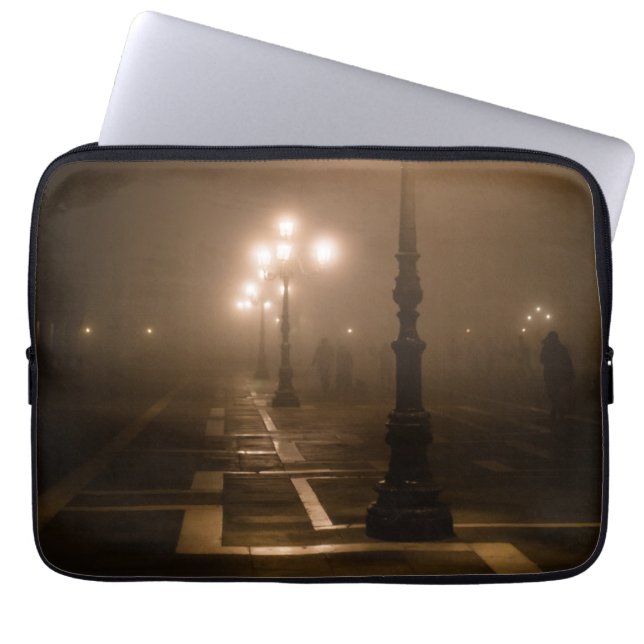 Foggy Piazza San Marco, Venedig Laptop Fodral (Framsidan)
