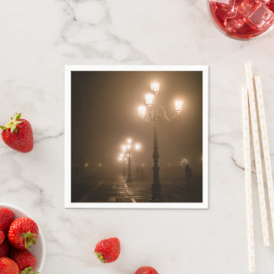 Foggy Piazza San Marco, Venedig Pappersservett