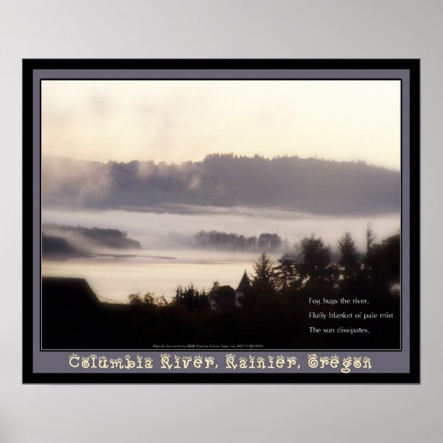 Foggy sunrise Columbia River Rainier Oregon 2 Poster (Framsidan)