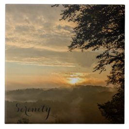 Foggy Sunrise över Valley Kakelplatta