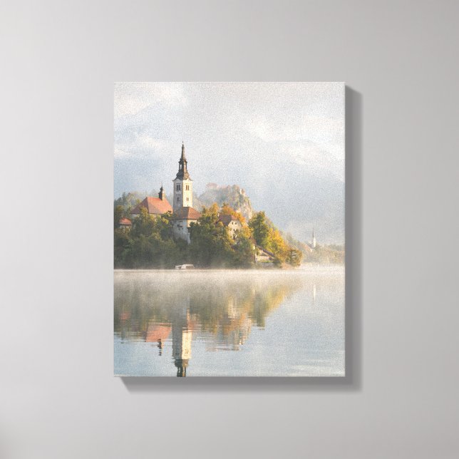 Foggy sunrise Sjö Bled lodrät canvas (Framsida)