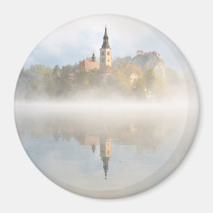 Foggy sunrise vid Sjö Bled Magnet