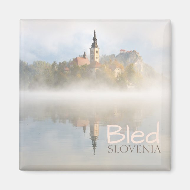 Foggy sunrise vid Sjö Bled Magnet (Framsidan)