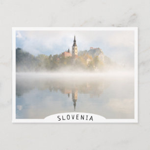 Foggy sunrise vid Sjö Bled Vykort
