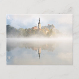 Foggy sunrise vid Sjö Bled Vykort