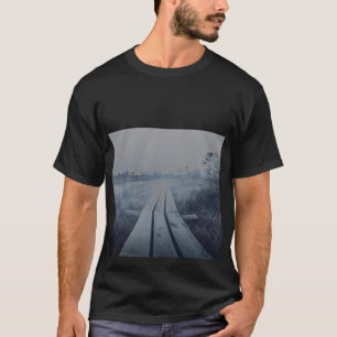 Foggy swamp liggande t shirt