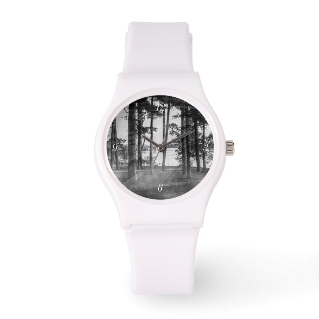 Foggy Träd vid Bord Sten Armbandsur (Framsida)