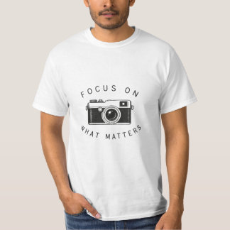 Fokusera På Det Viktiga | Original Grafisk T-Shirt