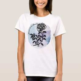 Fokusering på Blå vårdpennan och Bläck Ro på Blå T Shirt