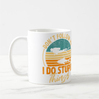 Följ Inte Efter Mig, Jag Gör Dumma Saker Scuba Dyk Kaffemugg