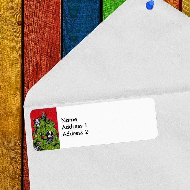 Folk Art Cats Julgran Returadress Etikett (Naughty tuxedo Cats in decorated Christmas Tree on return address labels.)