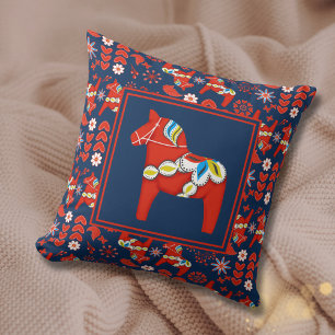 Folk Art Red Swedish Dala Horse and Mönster Kudde
