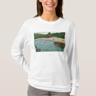Folkmassor som simmar i den ryska floden tee shirt