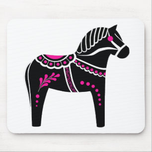 Folksvart/vit/rosa Dala häst, Folk Friesian Musmatta