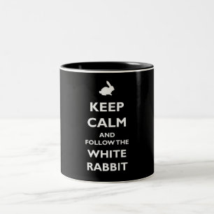 Follow the white rabbit Två-Tonad mugg