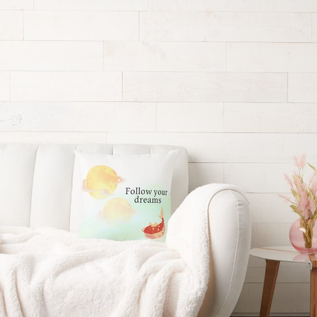 Follow Your Dreams" Koi Fish Pillow | Inspirationa Kudde (Soffa)