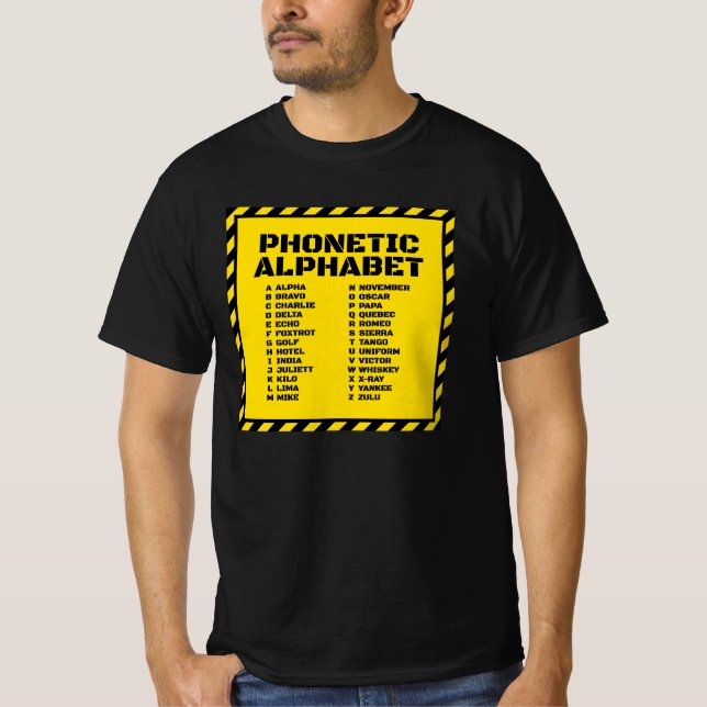 Fonetisk Alfabet – Alpha till Zulu T Shirt (Framsida)