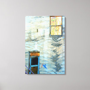 fönster och dörr inslagna i canvas
