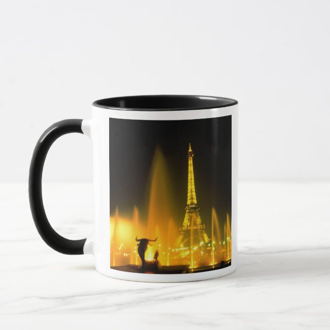 Fontän vid den världsberömda Eiffeltornet Paris Mugg (Vänster)