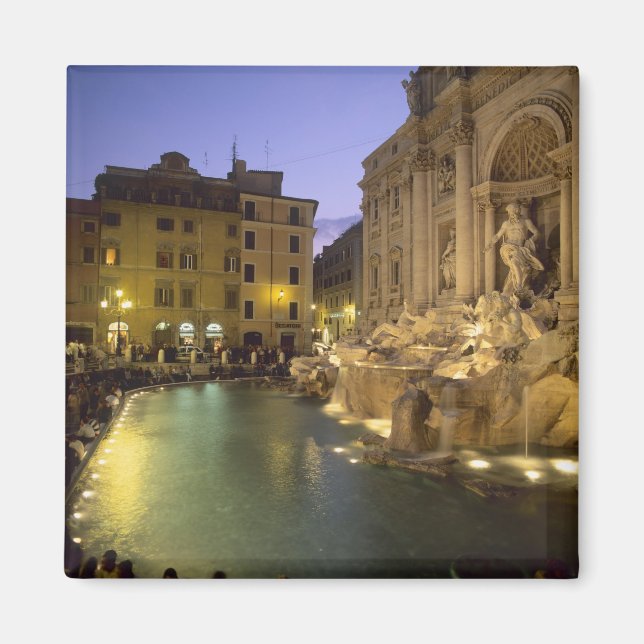 Fontana di Trevi på natten, Rom, Lazio, Italien Magnet (Framsidan)