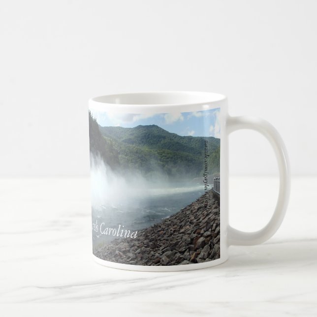 Fontana fördämning, North Carolina som spiller Kaffemugg (Höger)
