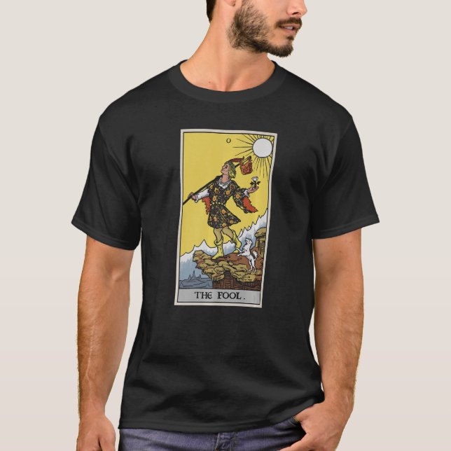 Fool Tarot Card Pagan Witch Occult Fortune Div T Shirt (Framsida)