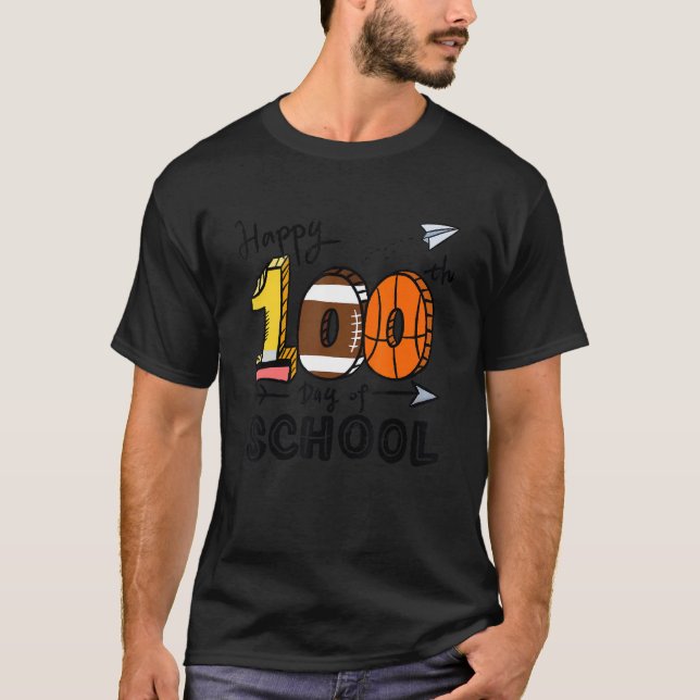 Football & Basketball Happy 100th Day Of School Te T Shirt (Framsida)