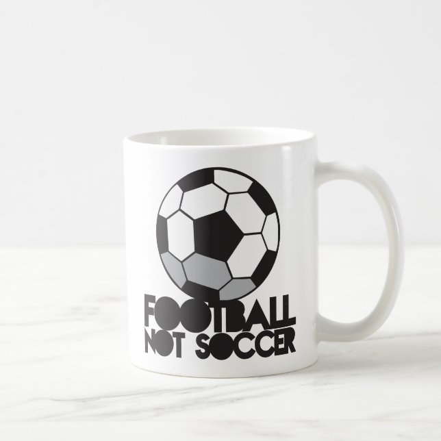 FOOTBALL, inte fotboll! boll skjorta Kaffemugg (Höger)