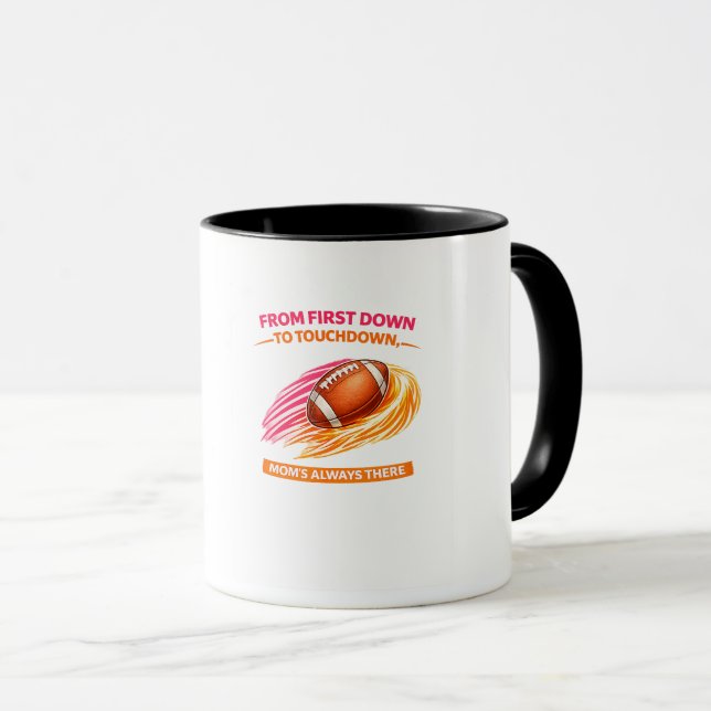 Football Mom Mug – From First Down to Touchdown Mo Mugg (Framsida höger)