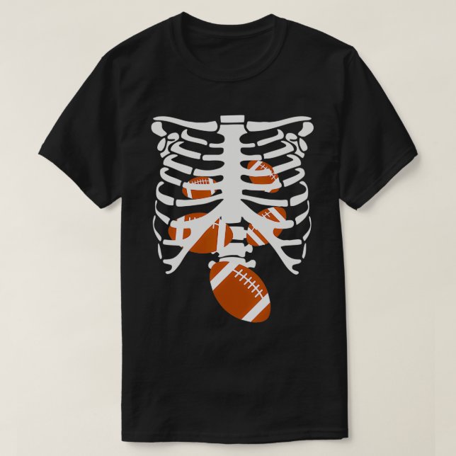 Football Skeleton Rib Cage XRay Spooky Halloween C T Shirt (Design framsida)