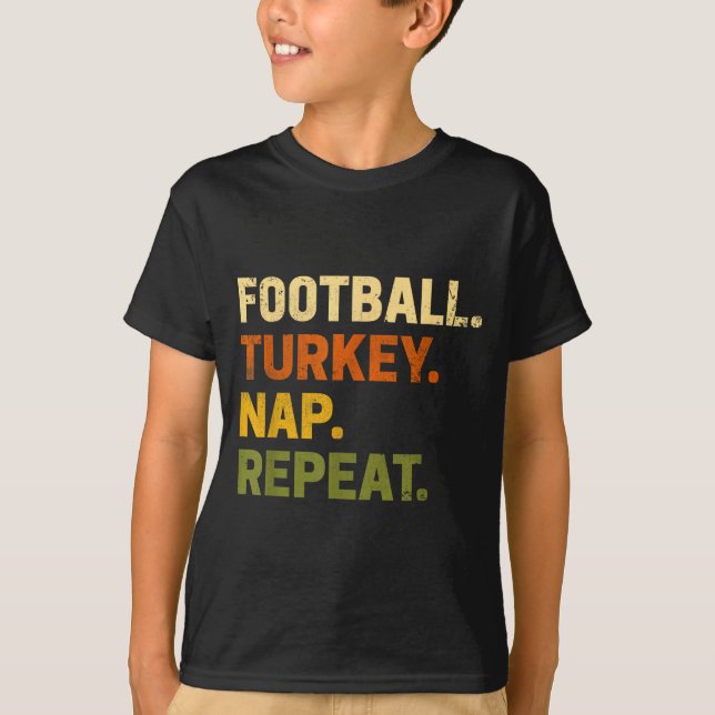 Football Turkey Nap Repeat Thanksgiving Costume Le T Shirt (Framsida)