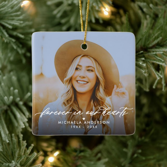 För alltid i våra hjärtan, 2-foto-minnesstund julgransprydnad keramik (Träd)