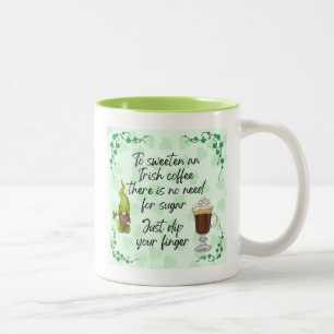 För att söta en irländsk kaffe. Två-Tonad mugg