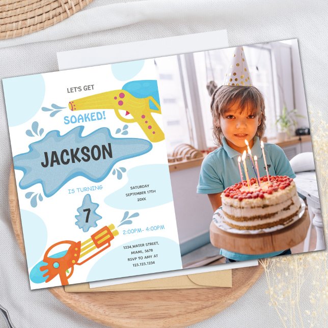 för barn för inbjudningar till anpassadets Roligt- (Blue Yellow Water Gun Birthday Invitations photo)