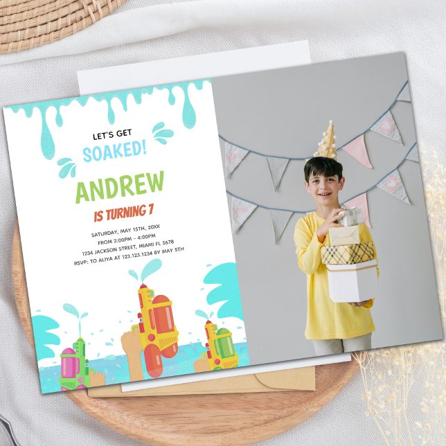 för barn för inbjudningar till anpassadets Roligt- (Orange Water Gun Birthday Invitations w photo)