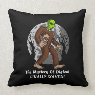 För Bigfoot för utrymme främmande löst UFO Kudde