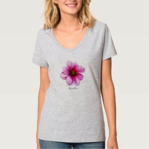 För blomman all färgar den rosa dahliaen med tex tee shirt