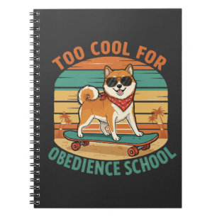 För cool för lydnadsskola hund skateboard anteckningsbok