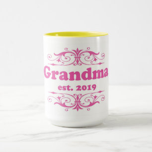 För detta Speciell, "Grandma 2019" Mugg