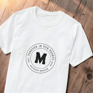 För Evigt I Våra Hjärtan Modernt Minnesmonogram T Shirt